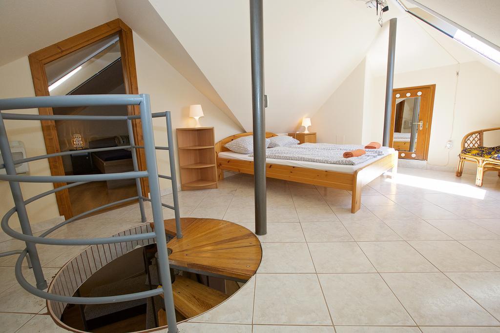 Zoli Apartmanok-Adri Koelcsey 32 Hajdúszoboszló Exteriér fotografie